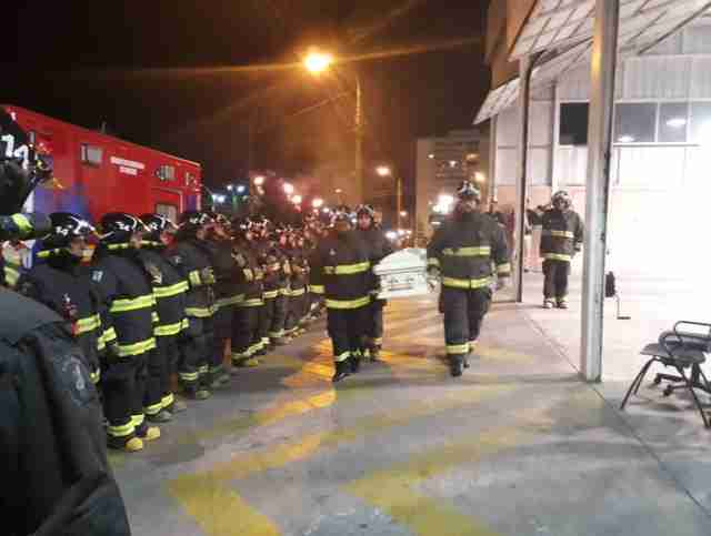 Firefighters Give The Sweetest Goodbye To Their Beloved Station Dog Firefighters Give The Sweetest Goodbye To Their Beloved Station Dog