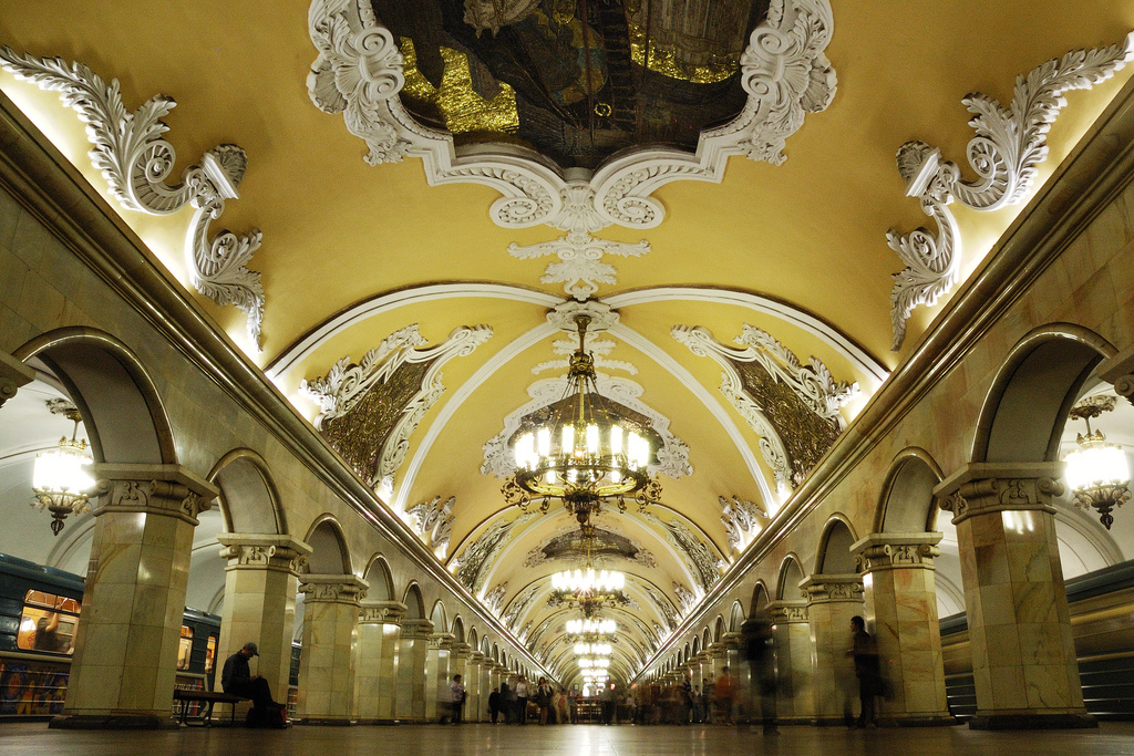Metro Komsomolskaya (Source)