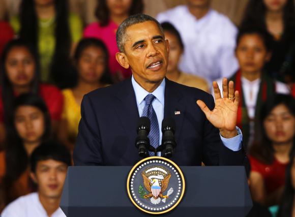 U.S. President Barack Obama delivers an address to the Young Southeast Asian Leaders Initiative in Yangon November 14, 2014.  REUTERS/Damir Sagolj