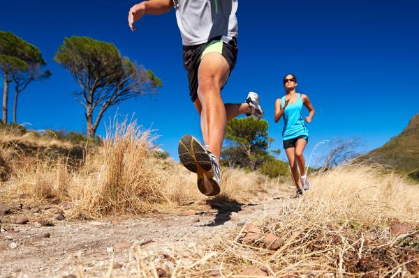 plyometrics, running, jumping, speed, running economy, stretch shortening, explo