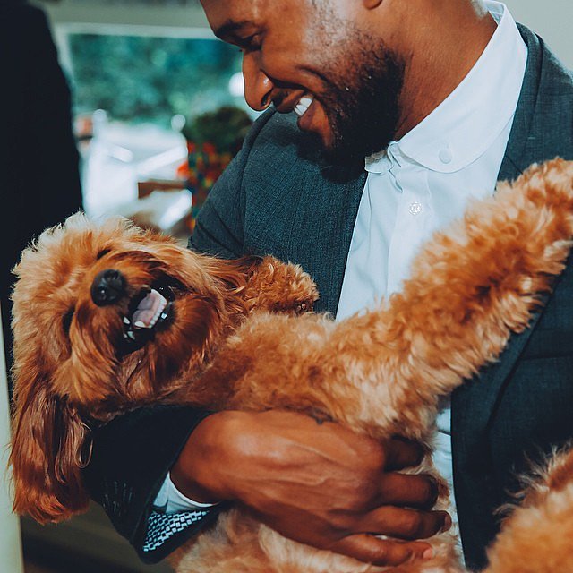 usher dog scarlett