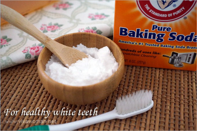 Baking Soda For Healthy White Teeth Celeb Secret: How 5 Hollywood Celebrities Use Baking Soda In Their Beauty Routines